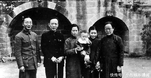 佐藤富子|郭沫若死后,小23岁的妻子在遗物中发现几封信,为何看完上吊自杀