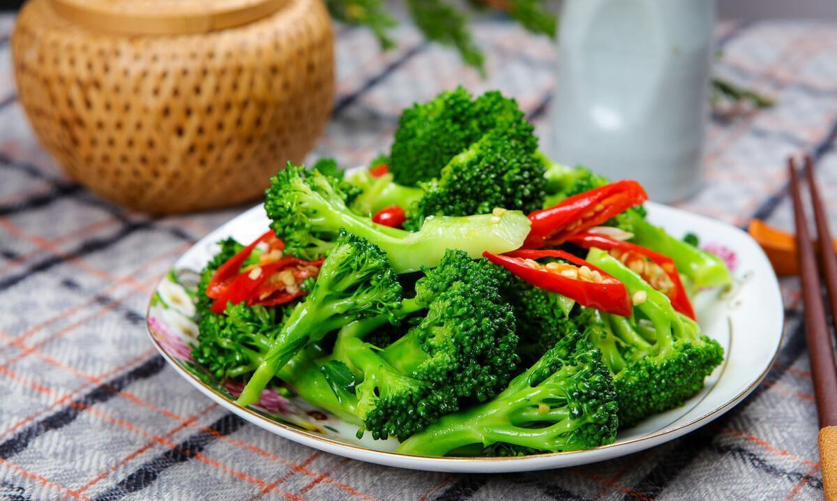炒菜前必须要焯水的3种蔬菜,千万别嫌焯水麻烦,当心有害于健康