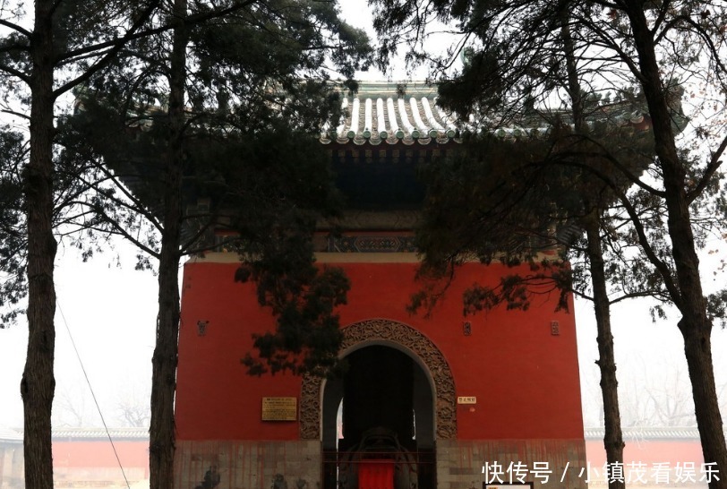 堪比|袁世凯墓地照片,气象恢弘堪比皇陵,最终也差点命名为陵