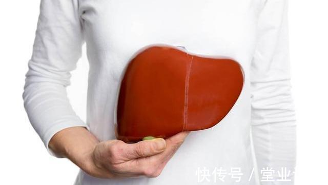 枸杞泡水|常喝枸杞水养肝强身,但要避开四个禁忌,为了健康,花时间看看吧