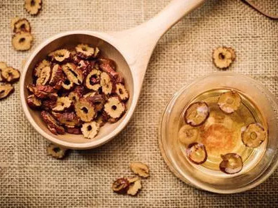 肝脏|肝不好的人,平时敞开肚皮吃4物,或有助于养肝,身体更健康