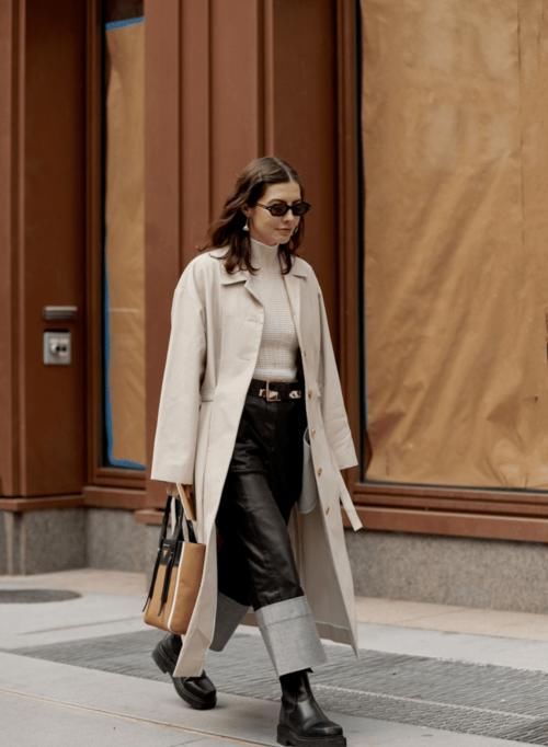 最近火了一种颜色，叫“奶枣色”，显白提气色，很适合黑黄皮