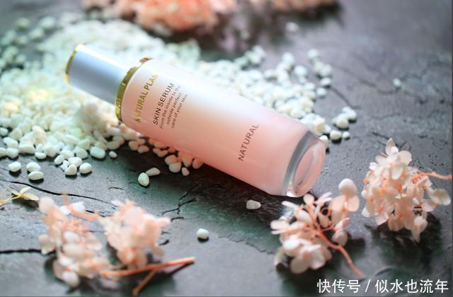 花钰|这些爽肤水美白补水保湿,抗氧化抗蓝光,令肌肤柔软水嫩有光泽