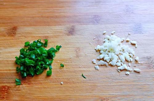 便宜|此肉要多吃，比牛肉便宜，比猪肉健康，清热下火还不贵