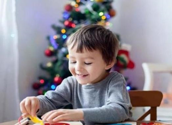 集中性|午睡和从不午睡的孩子,长大后差距明显,让孩子这样睡才正确