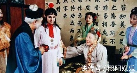 宝钗&贾母有多宠黛玉为保护黛玉,她不惜违抗皇命,违背内心