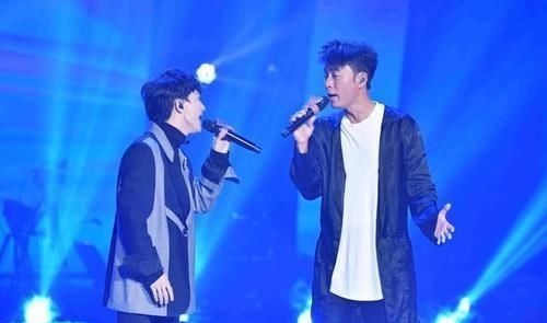 夸選手比周深厚重,遇大型社死現場!好聲音為何離不開那英的虎?