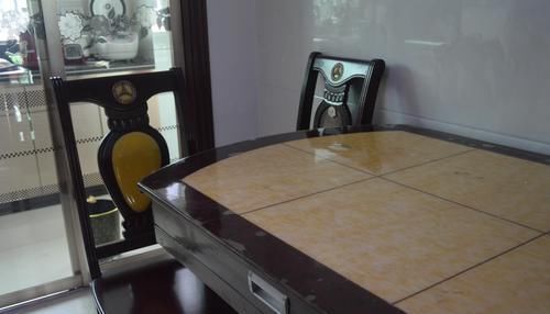 餐桌|餐桌旁不要放这3样东西，不是迷信，别不当个事，发现了赶快拿走