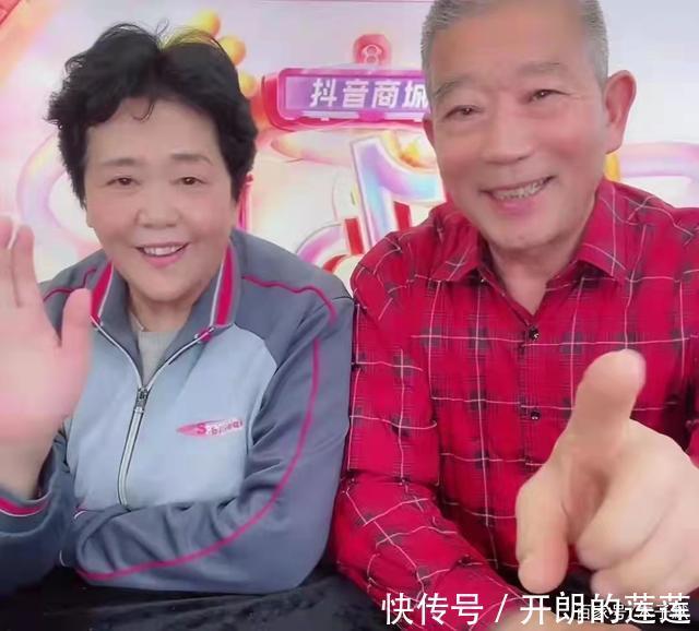 退休金|67岁生下“天赐”宝宝,2年后直播带货,为孩子操碎了心