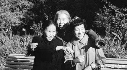 孙子怒骂奶奶“教子无方”,顺带教训了老爹,得知真相后令人心酸!