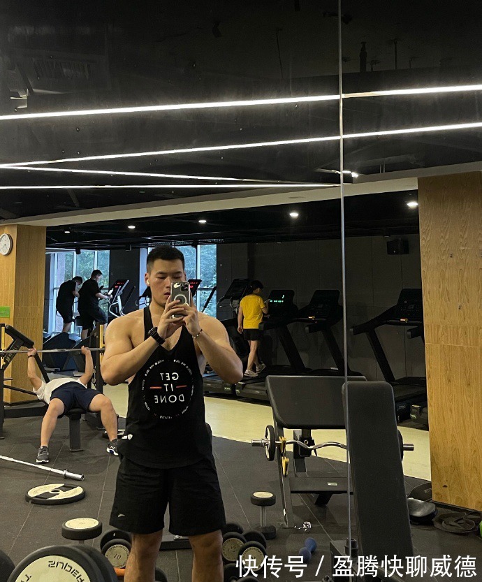 爆棚|又壮又帅的肌肉小哥,练就霸气麒麟臂,荷尔蒙爆棚,男友力十足!