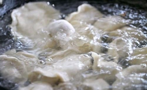 包“荤馅”和“素馅”饺子有什么区别？差别很大，做错饺子不好吃