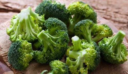 女性坚持吃3种食物，排毒养颜、延缓衰老，好吃又不贵！