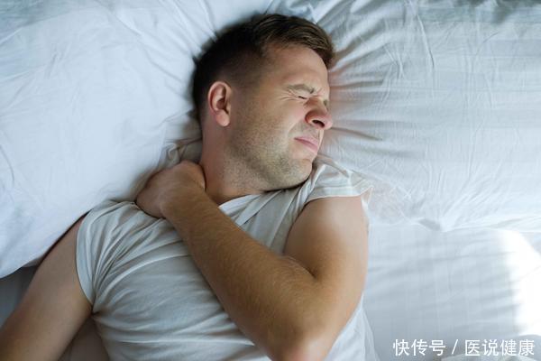 高血压|医生忠告:起床出现4种“状况”,或是高血压“惹的祸”,需重视