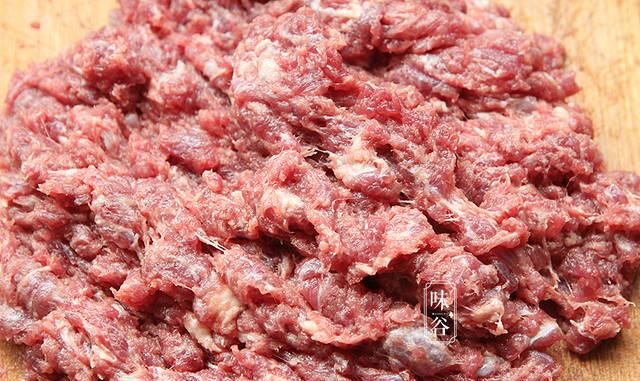  做出来的牛|在家自制牛肉酱，无需腌制，有它吃饭就是香，家人顿顿饭扫光