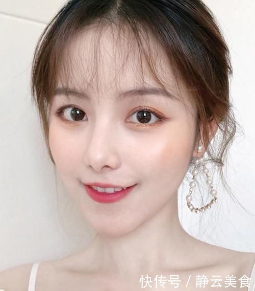 为啥刚洗完的脸很白，过一会儿就很黄大牌洗面奶也不管用