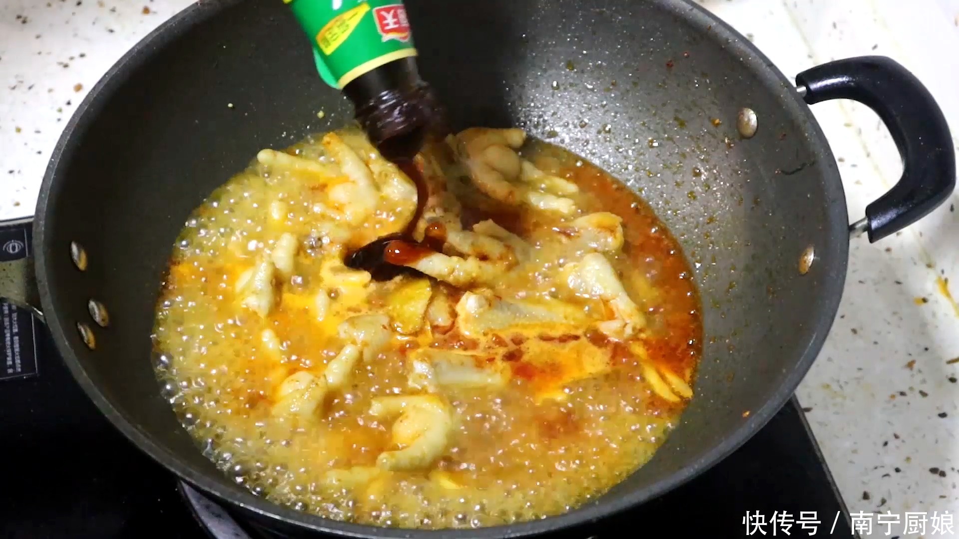 豆瓣酱|做香辣卤鸡爪原来这么简单,好吃解馋,下酒又下饭,上桌就被抢光