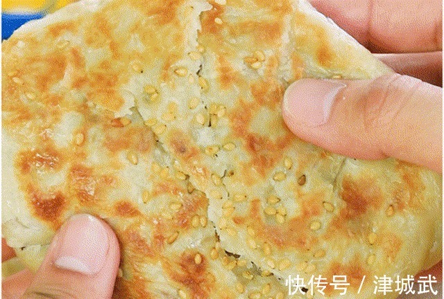 早餐吃它胜过吃包子！一包一煎就做好，我家宝宝每天都想吃它