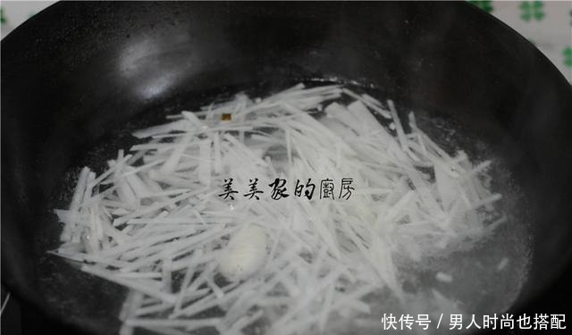 养人|冬天多吃“它”,补气益血防脱发,手脚不冰凉,比牛羊肉还养人!