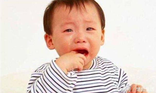 生活环境|两岁女儿睡觉总咧嘴笑,妈妈发现立马送医院医生幸亏送得及时