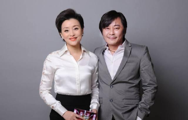 6位节目主持人身价排行榜,何炅只排第六,第一名是她谁敢不服