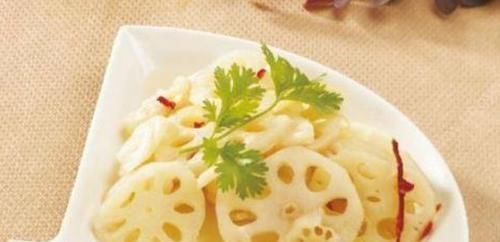 滋补|人到中年,常吃3种食物,延缓衰老,养护皮肤,营养又滋补