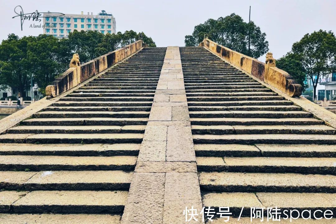 拱宸桥|皋亭山下,2200多年历史的上塘河上,这座小桥已经250多岁