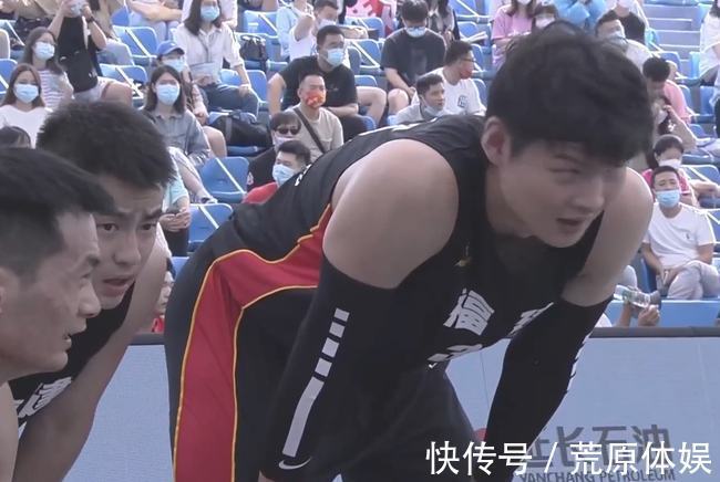 广东队|胡金秋6连胜，王哲林大胜广东队，北京战绩追平广东
