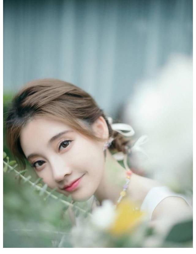 新专辑|冯提莫谈转行做主播原因，高能撒娇萌翻全场，新专辑在制作中