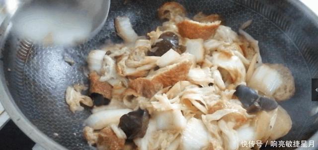 大白菜|大白菜怎么吃强烈推荐这种搭配,调味只需3样,好吃停不下筷!