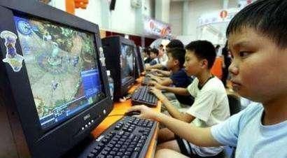 小c|从小玩游戏和从不玩游戏的孩子,长大后差距不是一星半点