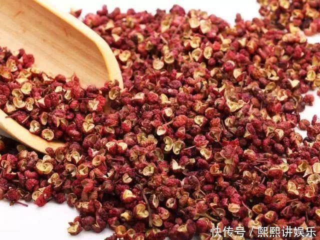 白酒|花椒放白酒里泡一泡,原来还有这种功效大家可以试试