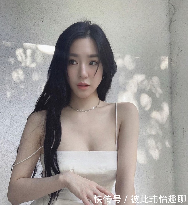单品|白色短裤显瘦！少女时代穿搭解析：这些单品要牢记！