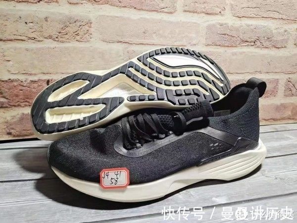 鞋底 朋友圈秒杀价国产鞋子稳吗一文谈谈我的经历和体会
