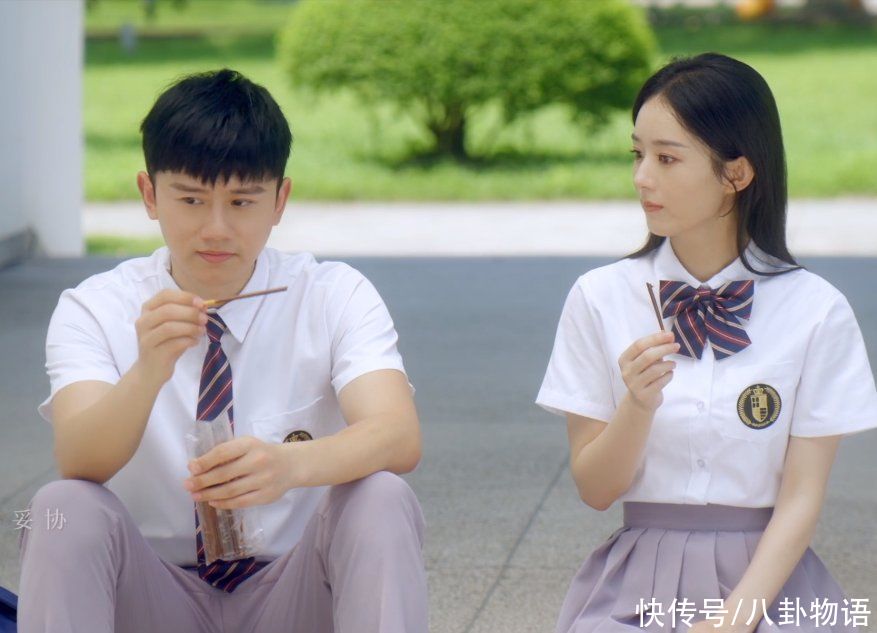 好壞|謝娜產(chǎn)后回歸《快本》錄制，與趙麗穎同框互動體現(xiàn)感情好壞