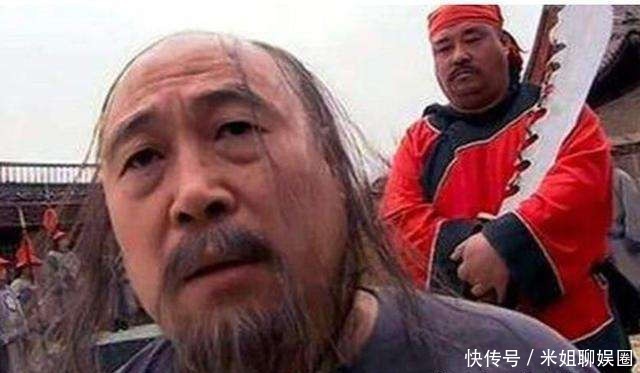 砍头|为何古代刽子在砍头之前会往刀上喷一口酒?