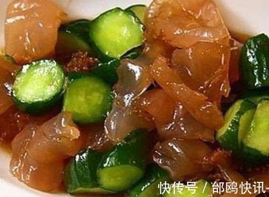 鸡清汤|美食推荐爆炒牛肉,凉拌海蜇头,豆腐汤,翡翠虾仁的做法