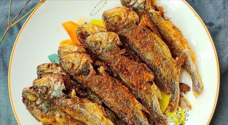 炸小黄鱼,别再放面粉了,试试我这种做法,凉了也是酥酥脆脆的