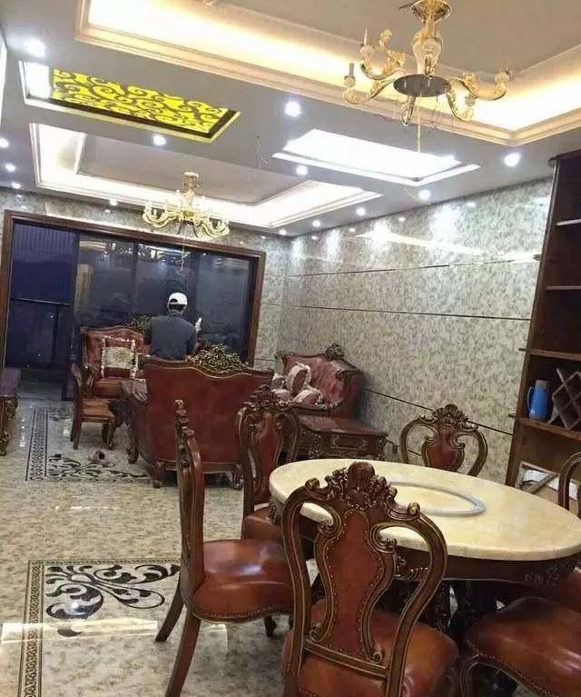 豪宅|表哥的160平米豪宅,就这光装修就花了200万,说出去谁信啊?