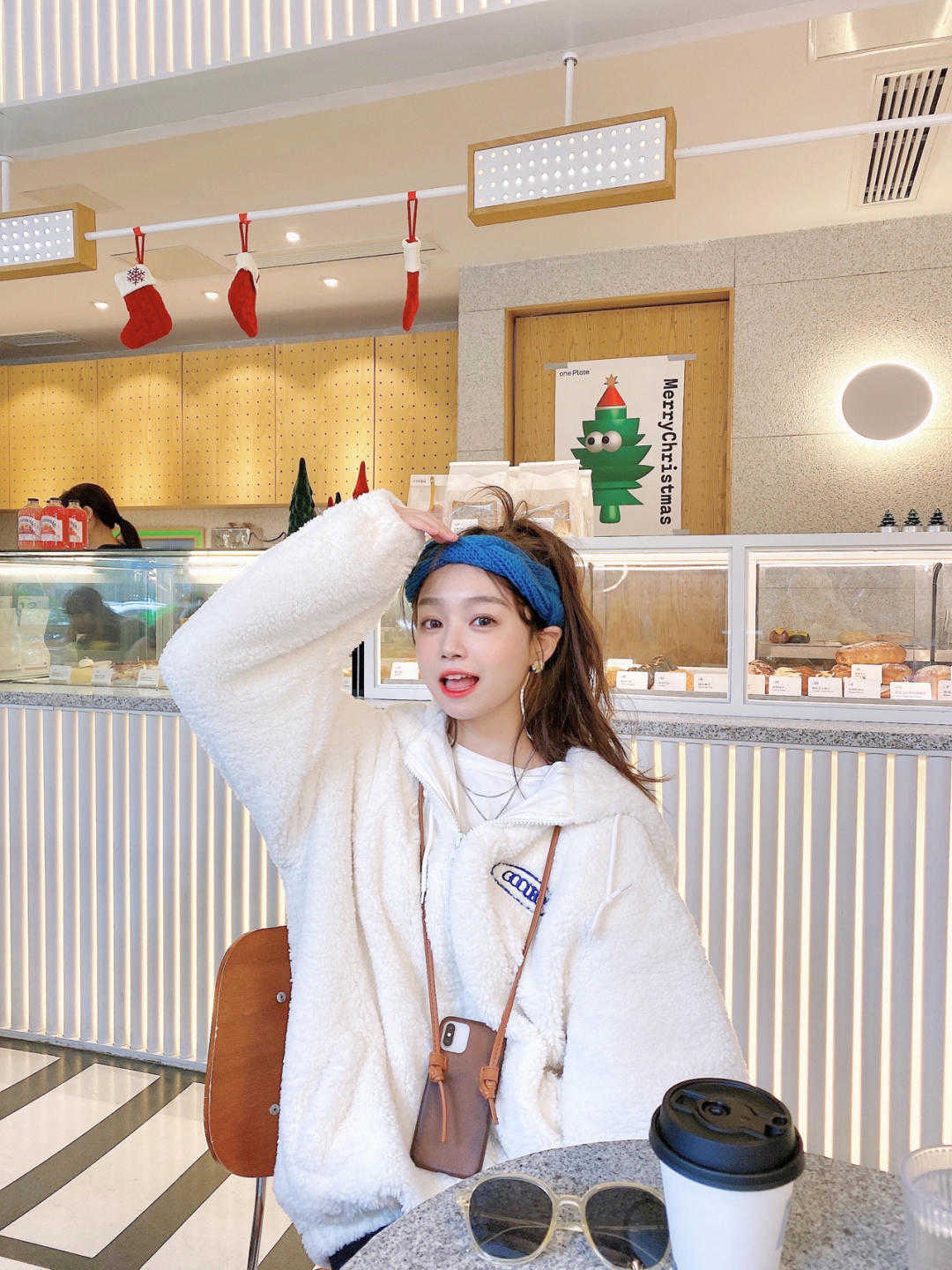 搭配 入冬后,还种裤子那么火,竟然是打底裤的升级版?简直太显瘦了!