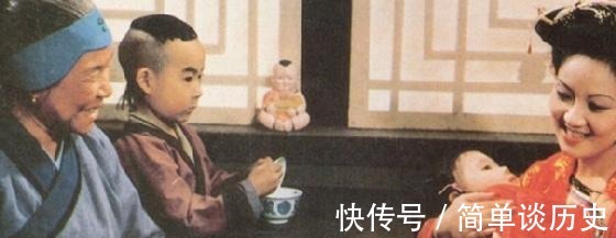 善终|刘姥姥之所以能在《红楼梦》中善终, 她的高情商你不得不服!