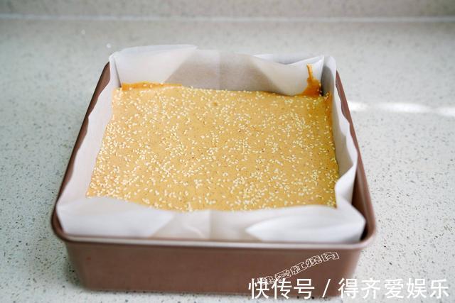 灰枣|六个鸡蛋外加二两红枣，网红枣糕教你在家做起来，制作简单零失败