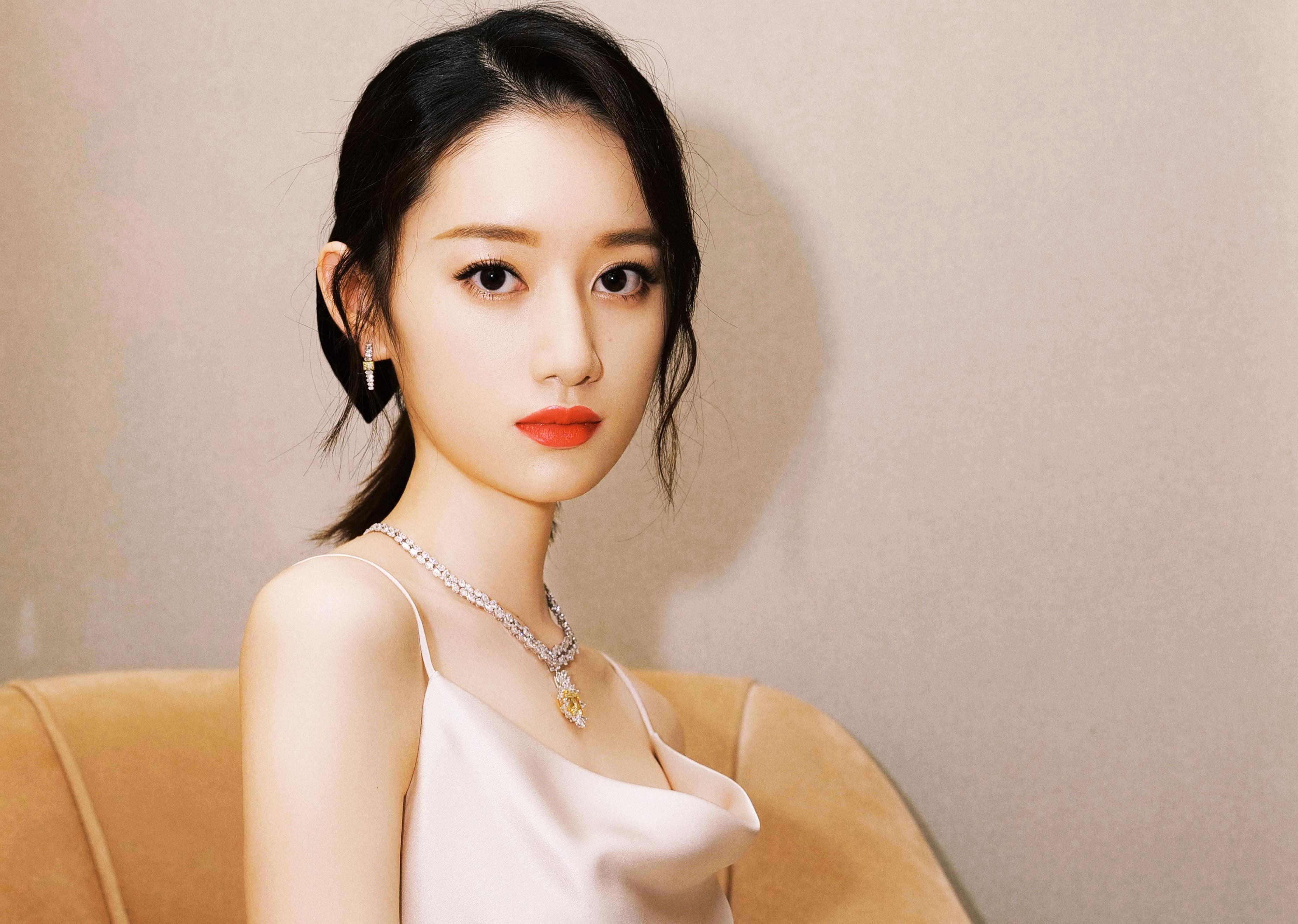 杨志刚 随心加戏、拒绝排练碰上真正的戏霸,郭晓婷说出真相,绿茶吗