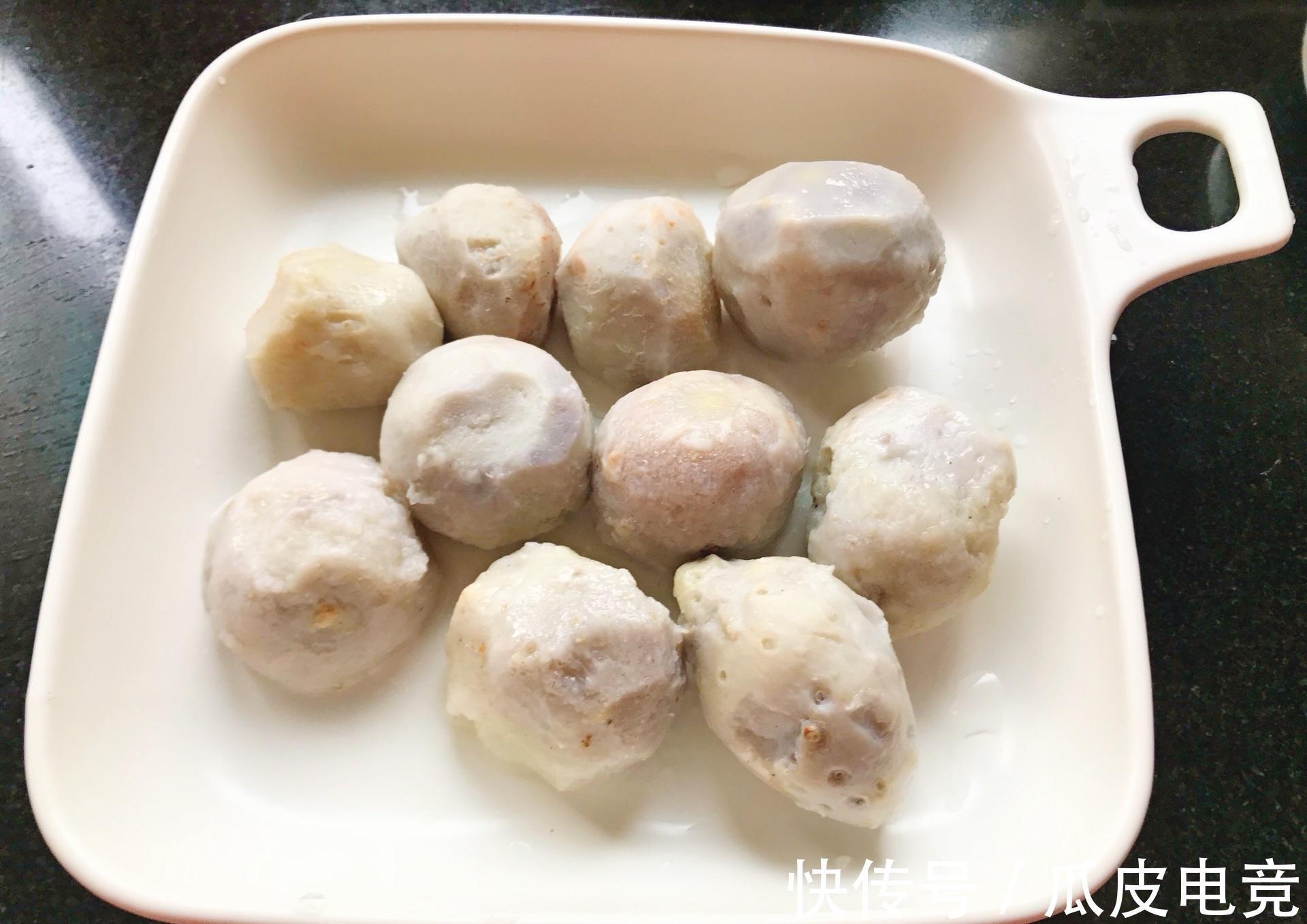 一碗香气四溢的桂花糖芋苗,柔滑香甜,养颜美味