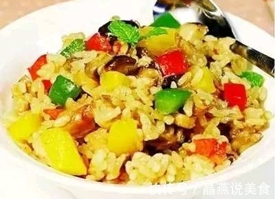 精选3道闷饭,米饭如此做更美味,简单好吃又实惠