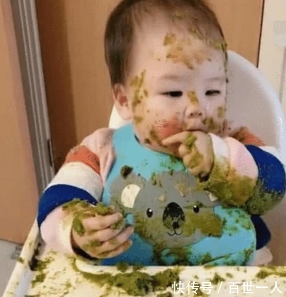 爸爸|妈妈让爸爸给宝宝喂饭,没想到却看到这样一幕,妈妈要被气炸了
