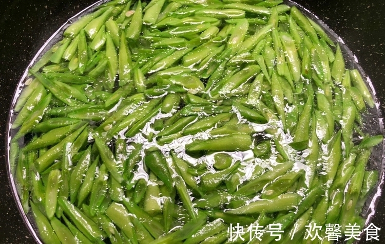 清洗干净|此菜要常做给孩子吃，增强食欲，个头一窜再窜，一斤八块钱，值得