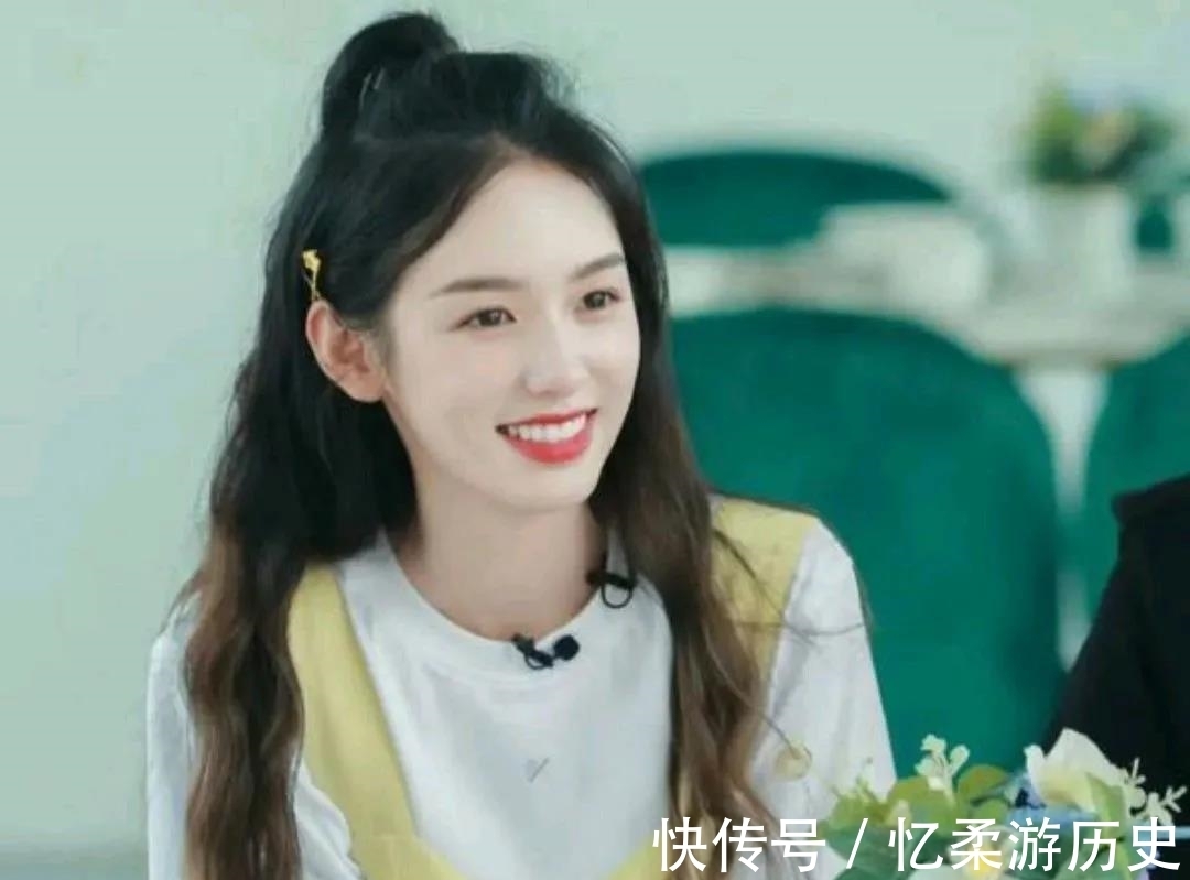 丁真当|《中餐厅5》首播,龚俊把丁真当兄弟,黄晓明做菜被嫌弃