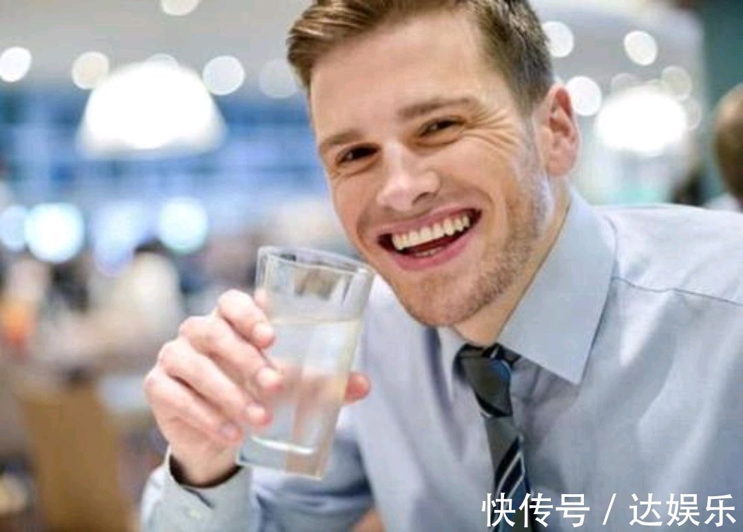 保健品|人到中年后谈养生若日常做到5点,比每天吃保健品强多了
