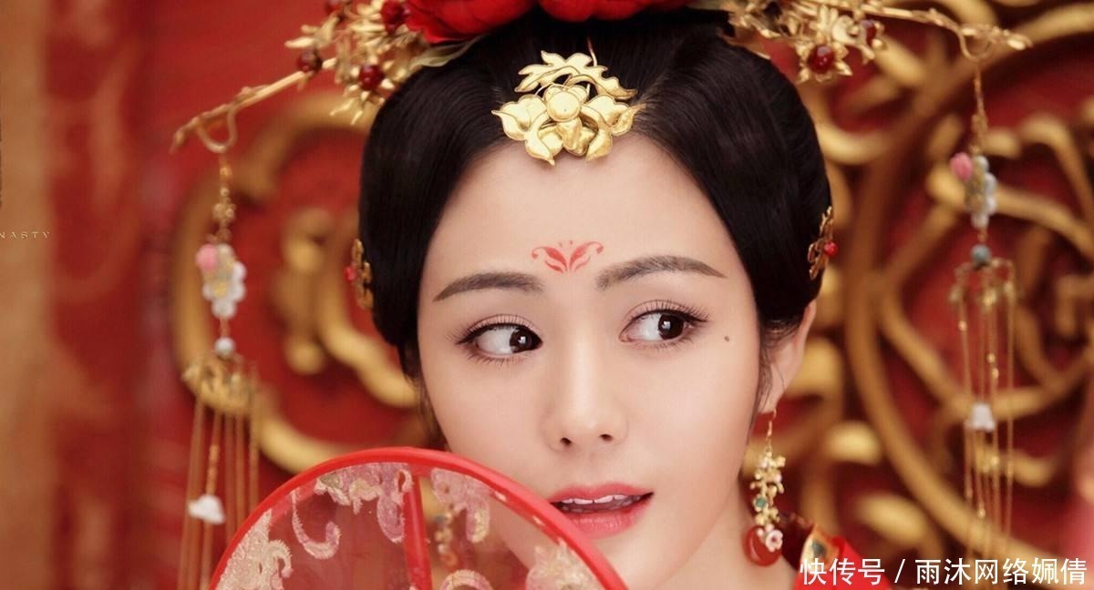 巾帼不让须眉!盘点中国古代4大才女,那些惊艳世人的“操作”!